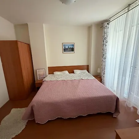 стефи Διαμέρισμα